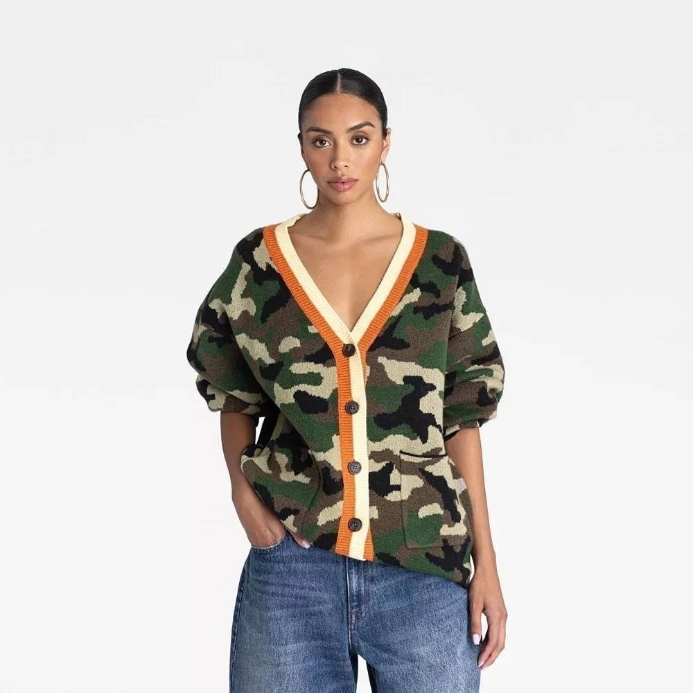 KBB by KAHLANA x Target Women's M Medium The Slouchy Cardigan Olive Camo Sweater